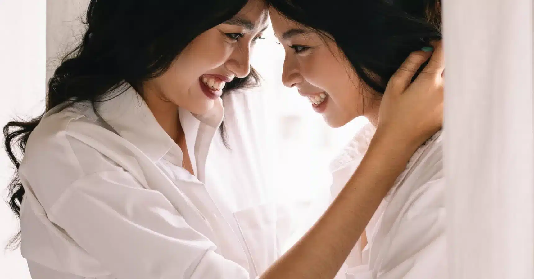 Lesbian Wedding Ideas – Unique and Creative Ways to Celebrate Love - Lesbian Wedding Ideas | CubeBik Blog Lesbian Wedding Couple